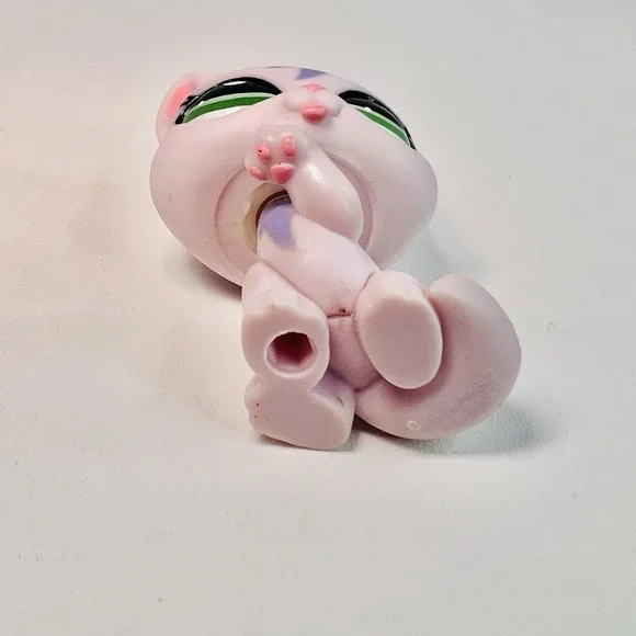 Littlest Pet Shop #1931 Lavender Licking Kitty Cat - Authentic LPS Tongue Out - Picture 6 of 7